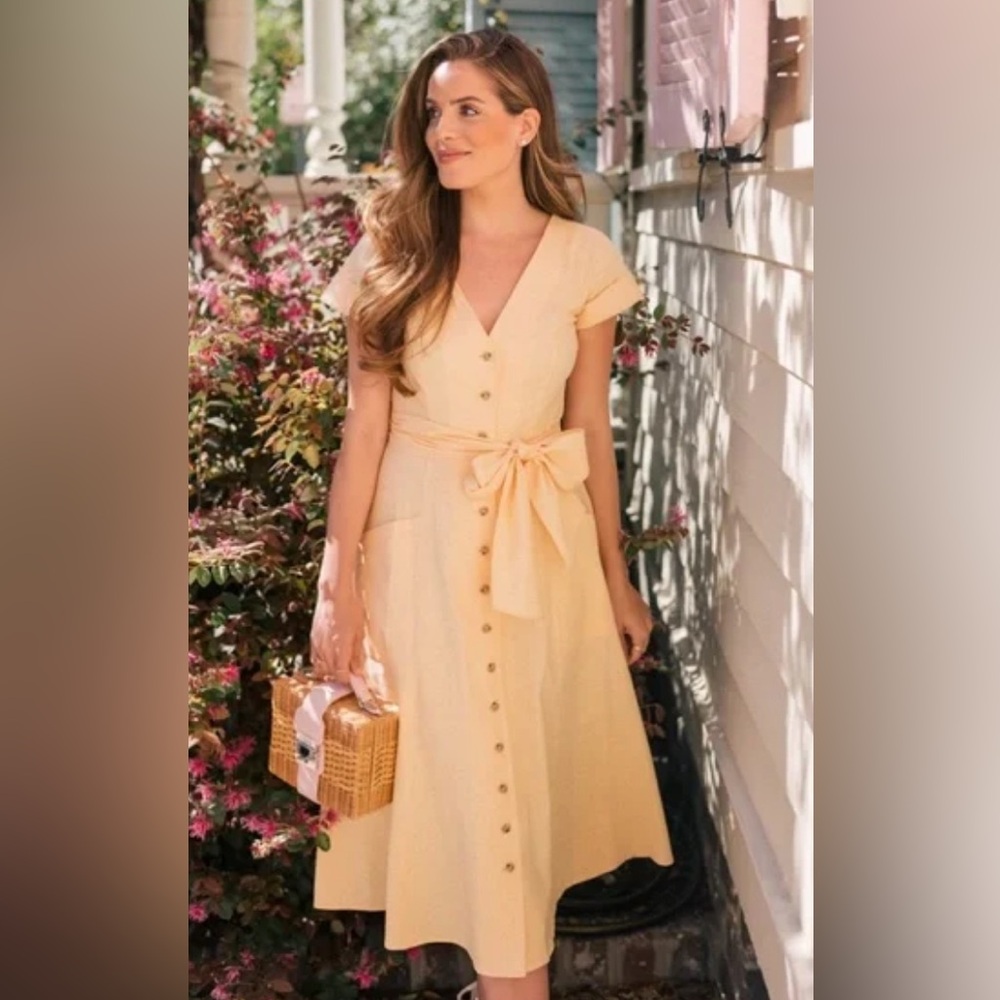 Buttercup Yellow Button-Down Linen Gal Meets Glam Vanessa Women's Dress